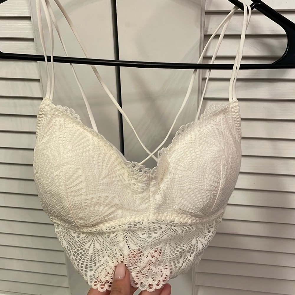 Never Worn Gilly Hicks Hollister White Lace Bralette